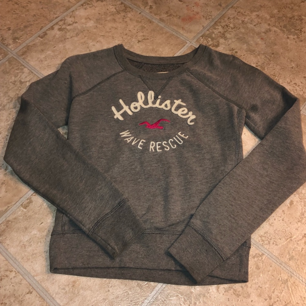 Hollister sweater